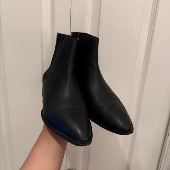 EUC Vince black booties - Picture 2 of 8